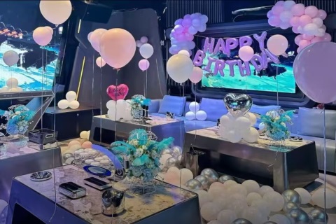 都市夜场新机遇 点亮你的职业舞台与梦想生活